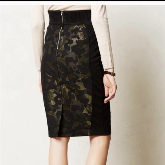 Maeve Camo Pencil Skirt Size 8 - Picture 2 of 16